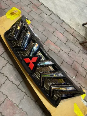 Mặt Ca Lăng 1/2 Xpander Premium 2022-2025