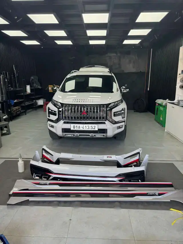 BodyKit Xpander Cross 2022-2025 M Raider Thái